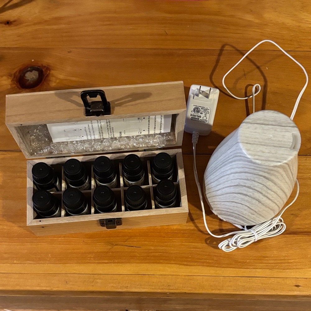 Wooden Essential Oil Box with Diffuser